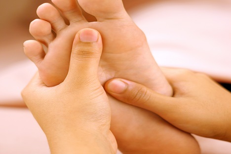 Foot Massage ( Duration : 40 Min )